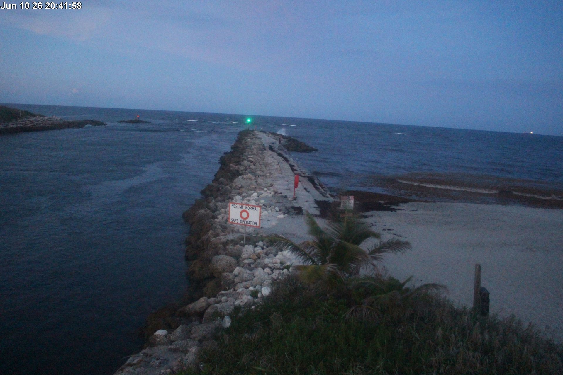 Boca Raton Inlet — Jetty — live